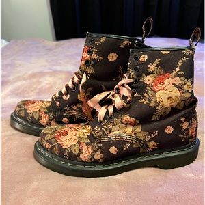 Black floral dr martens